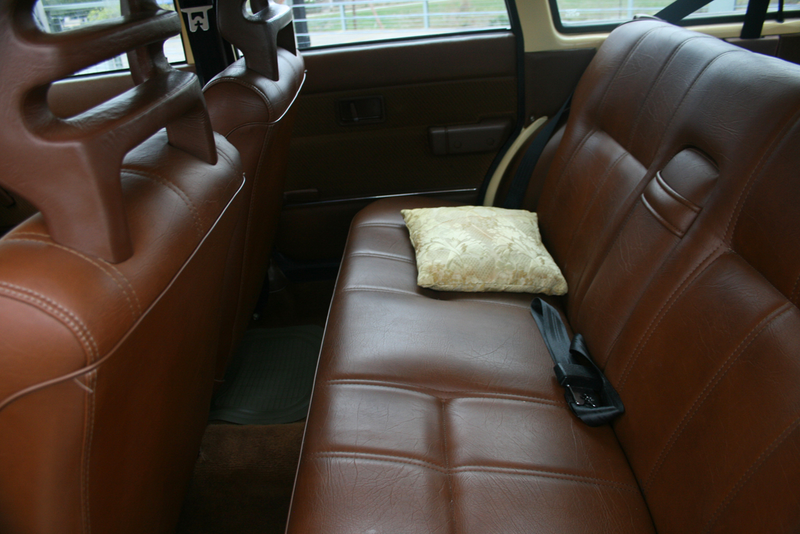 Illustration for article titled Introducing The Latest Jalopnik Side Project: Low-Mileage Volvo 245 Wagon